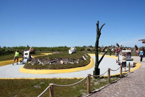 Łeba Park - Jurajski Park Dinozaurów